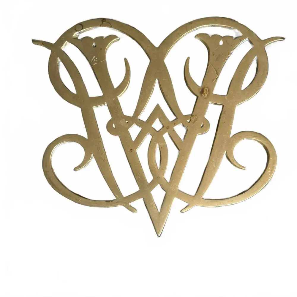 Vintage Colonial Williamsburg Queen Anne Cypher solid brass footed‎ trivet